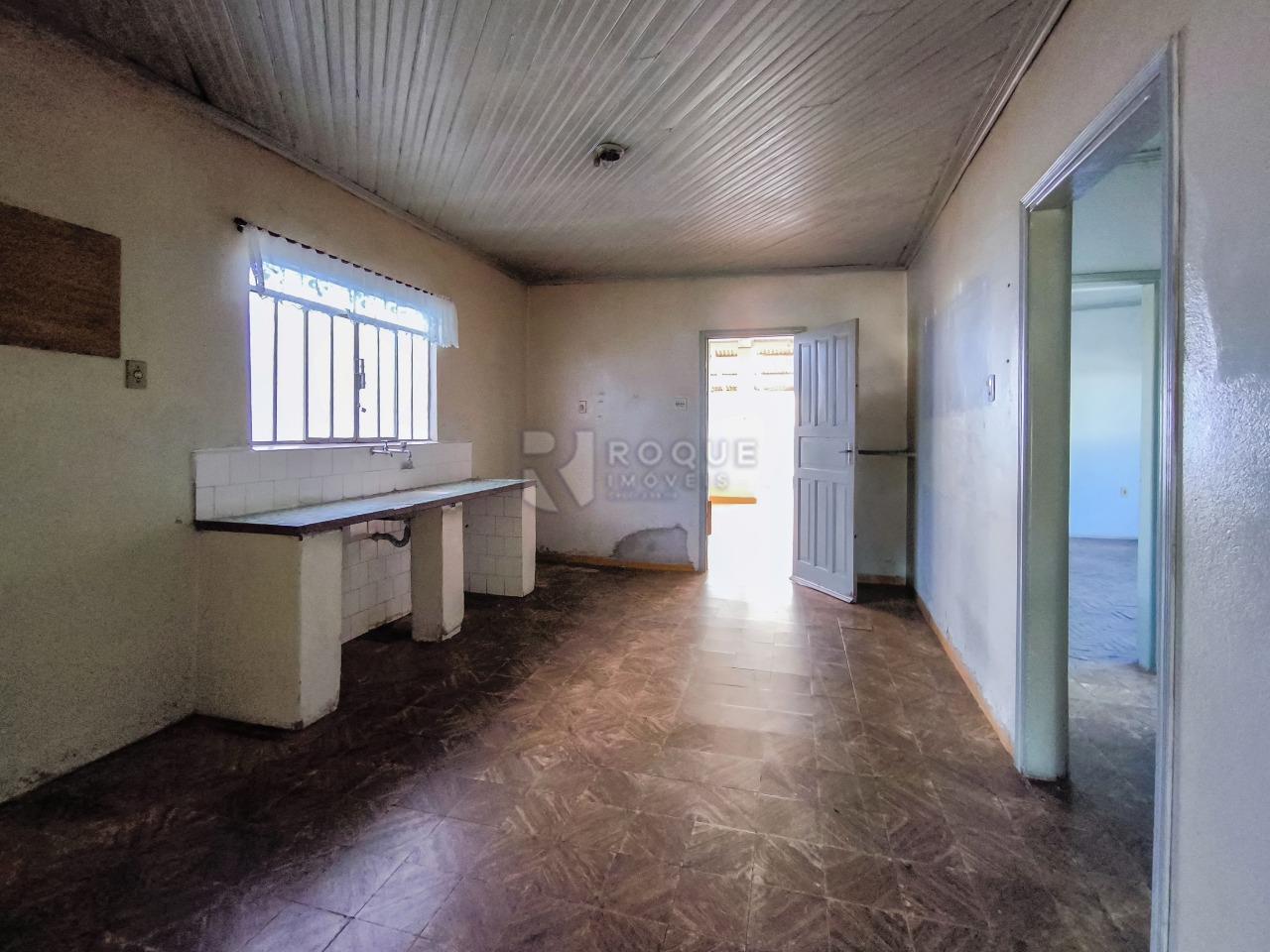 Casa Residencial à venda no bairro Vila Camargo: COZINHA