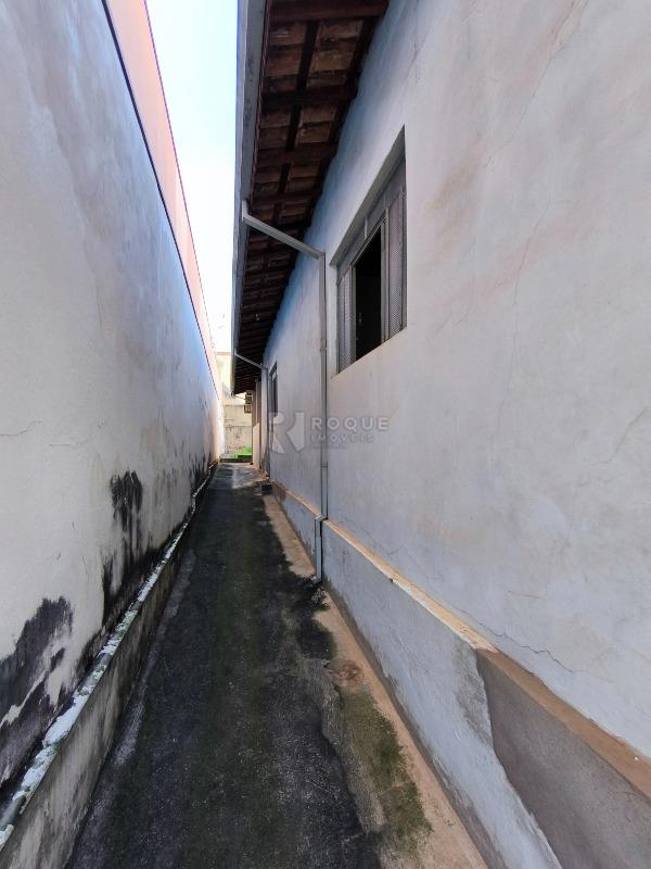 Casa Residencial à venda no bairro Vila Camargo: LATERAL EXTERNA