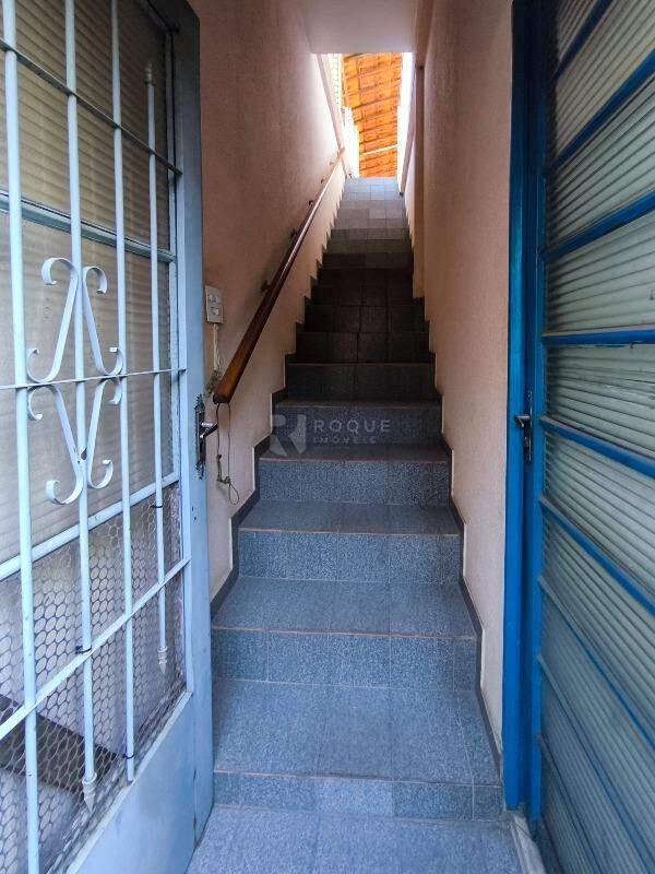 Casa com salão à venda no bairro Jardim Caieira: ACESSO CASA