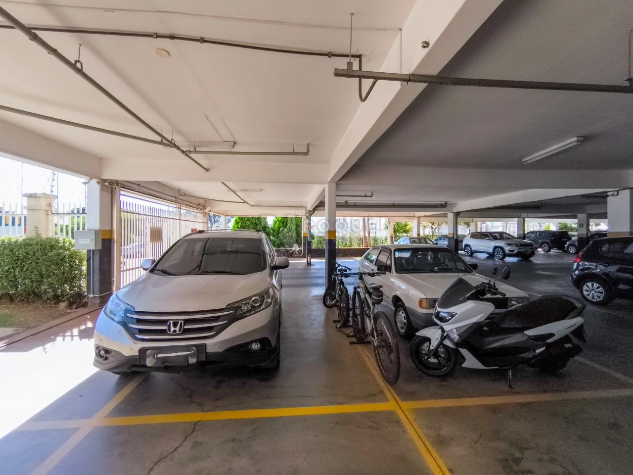 Apartamento à venda no bairro Desmembramento Oscar Antonio Breda: VAGAS DE GARAGEM