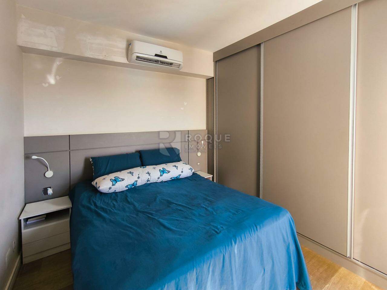 Apartamento à venda no bairro Desmembramento Oscar Antonio Breda: SUÍTE