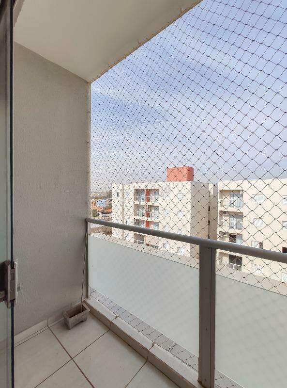 Apartamento à venda no bairro Chácaras Antonieta: Sacada 