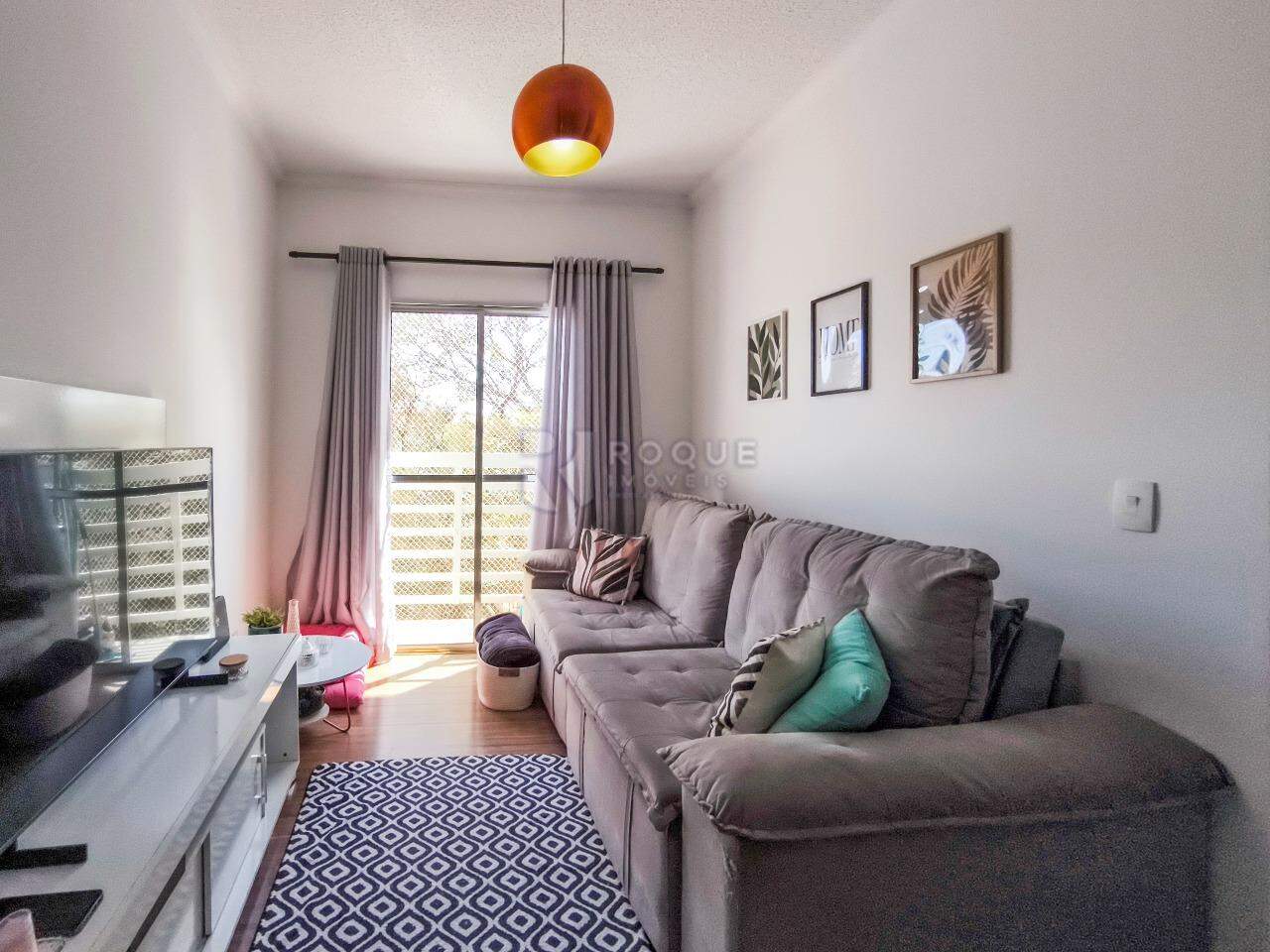 Apartamento à venda no bairro Jardim Parque Novo Mundo: SALA DE ESTAR