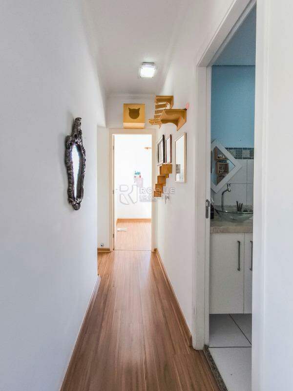 Apartamento à venda no bairro Jardim Parque Novo Mundo: CORREDOR INTERNO