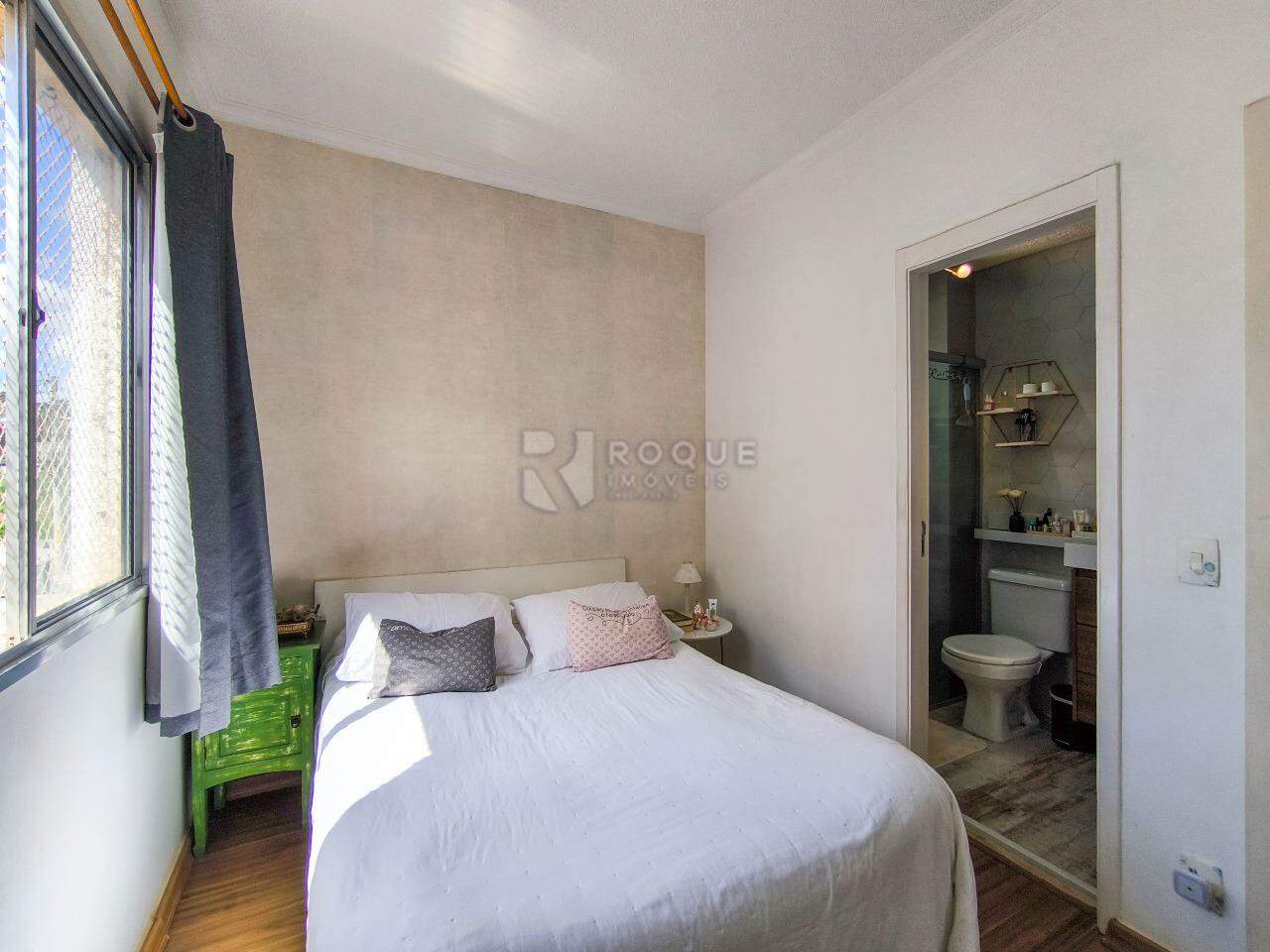 Apartamento à venda no bairro Jardim Parque Novo Mundo: SUÍTE