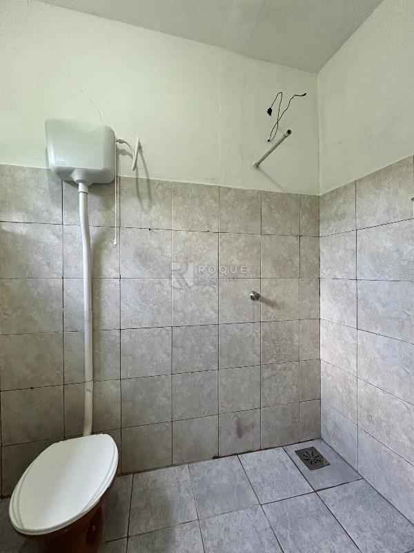 Casa Residencial para aluguel no bairro Jardim Gustavo Peccinini: WC social 