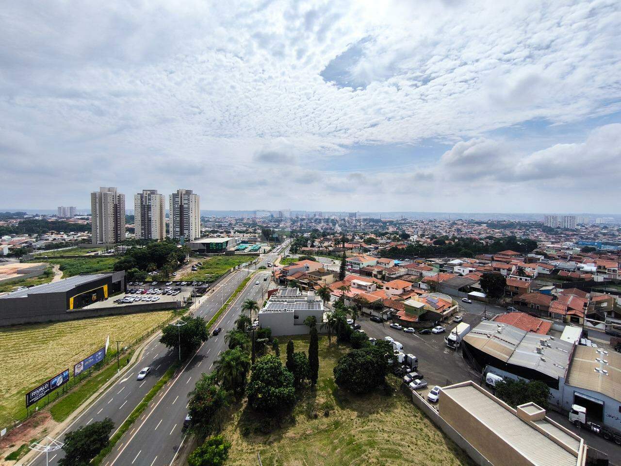 Apartamento à venda no bairro Graminha: VISTA PARCIAL SALA DE ESTAR