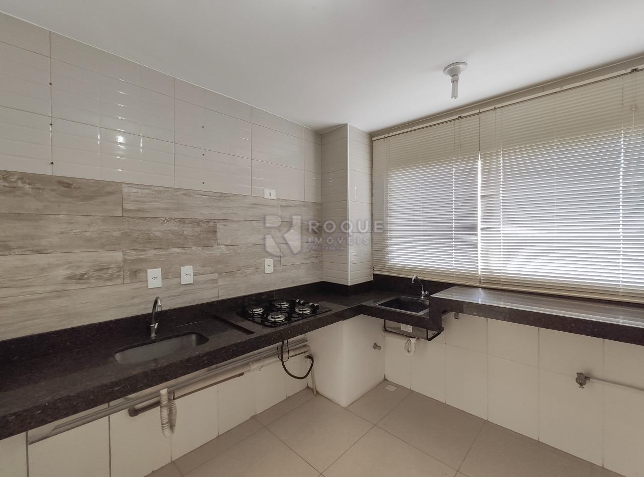 Apartamento à venda no bairro Chácaras Antonieta: Cozinha 