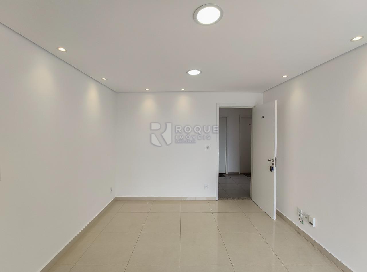 Apartamento à venda no bairro Chácaras Antonieta: Sala 