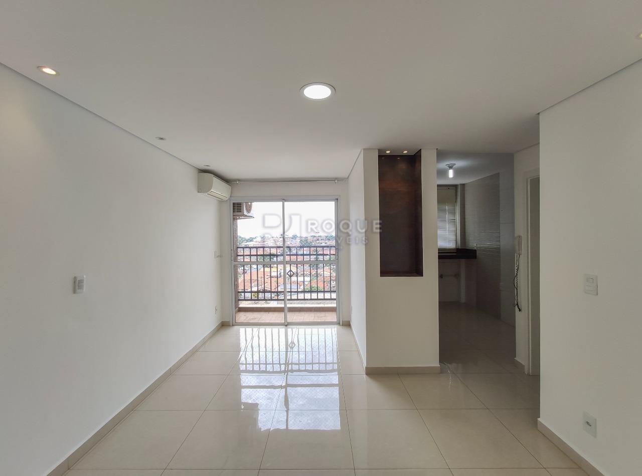 Apartamento à venda no bairro Chácaras Antonieta: Sala 