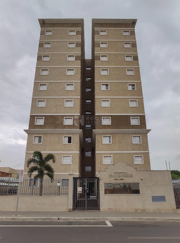 Apartamento à venda no bairro Chácaras Antonieta: Condomínio 