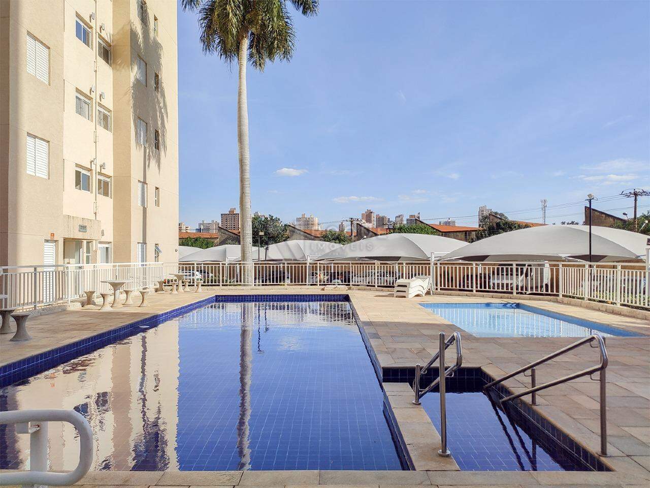 Apartamento à venda no bairro Vila Queiroz: Área do condomínio 
