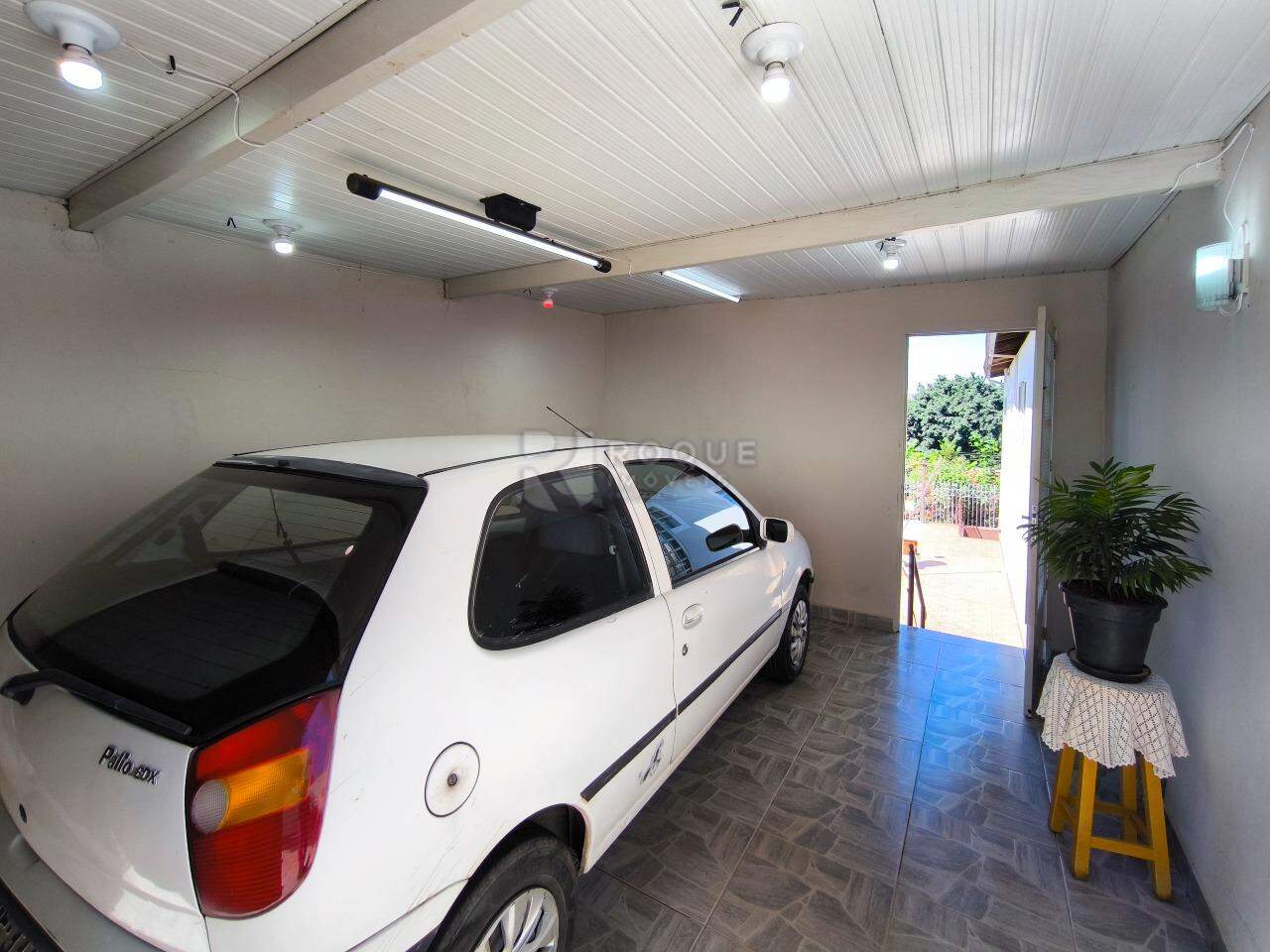 Casa Residencial à venda no bairro Vila Teixeira Marques: GARAGEM