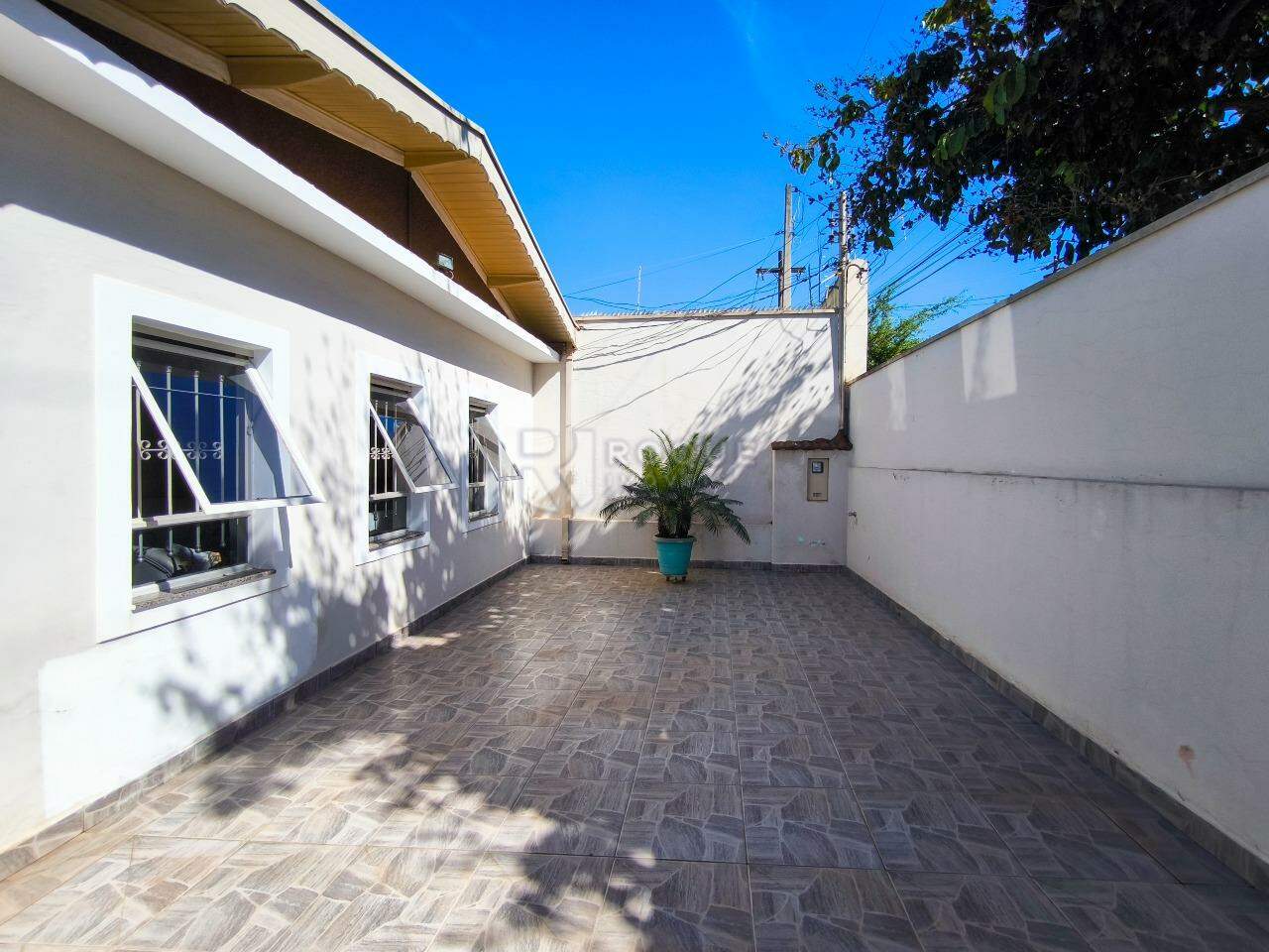 Casa Residencial à venda no bairro Vila Teixeira Marques: QUINTAL