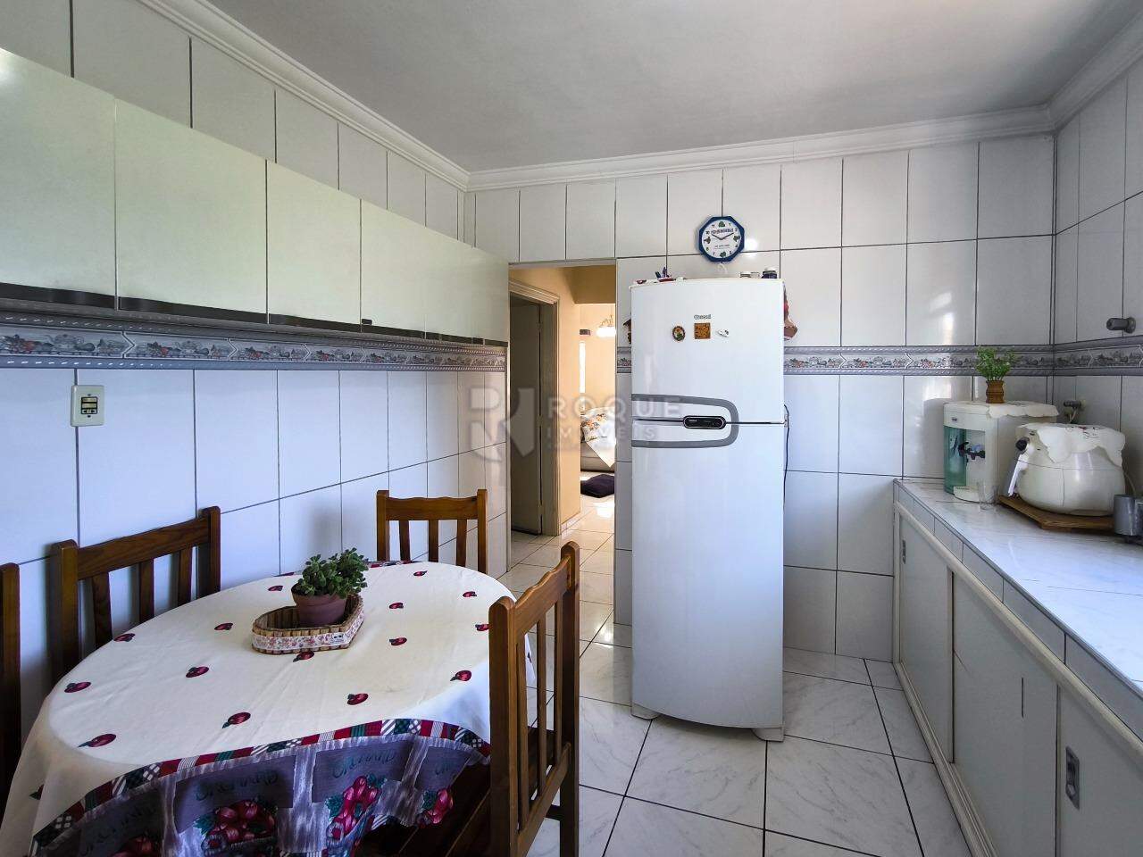 Casa Residencial à venda no bairro Vila Teixeira Marques: COZINHA