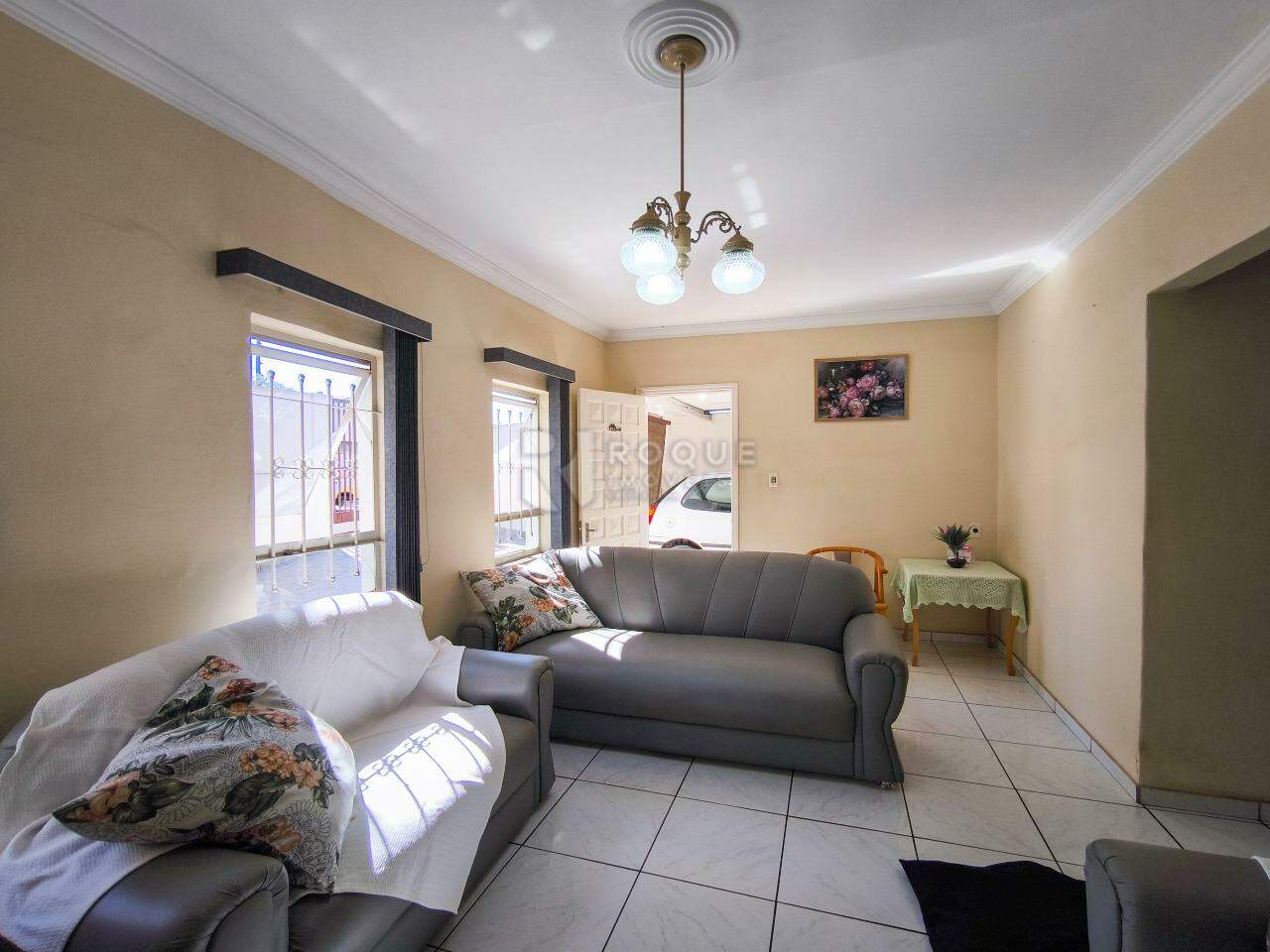 Casa Residencial à venda no bairro Vila Teixeira Marques: SALA DE ESTAR