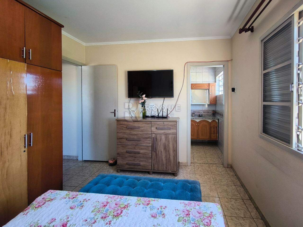 Casa Residencial à venda no bairro Vila Teixeira Marques: SUÍTE