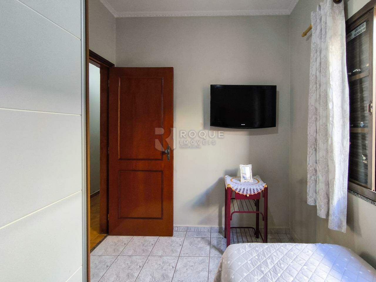 Casa Residencial à venda no bairro Jardim Esmeralda: DORMITÓRIO 2