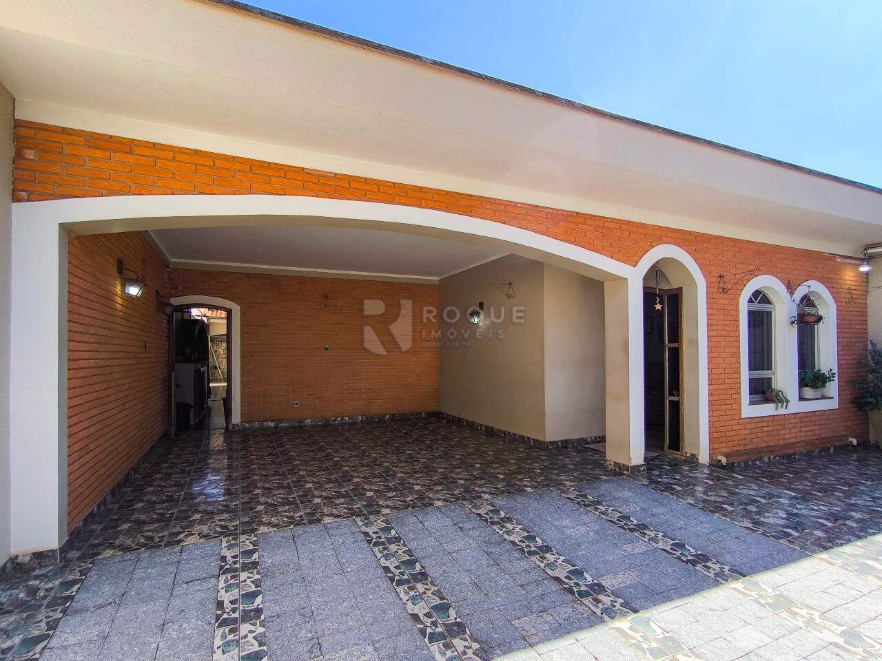 Casa Residencial à venda no bairro Jardim Esmeralda: FRENTE