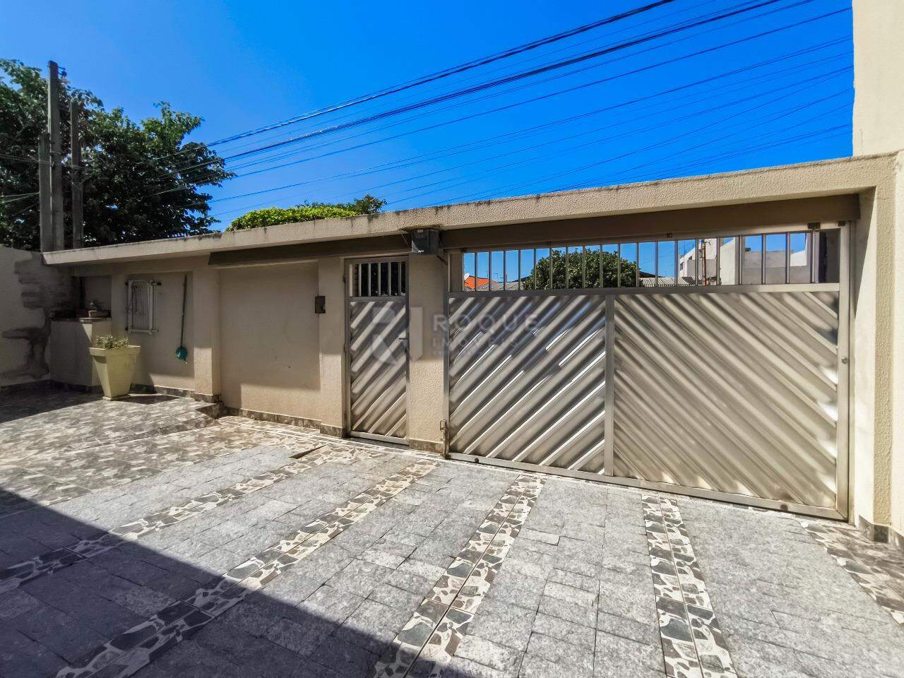 Casa Residencial à venda no bairro Jardim Esmeralda: PORTÃO AUTOMÁTICO