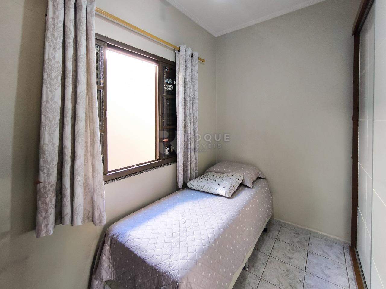 Casa Residencial à venda no bairro Jardim Esmeralda: DORMITÓRIO 2