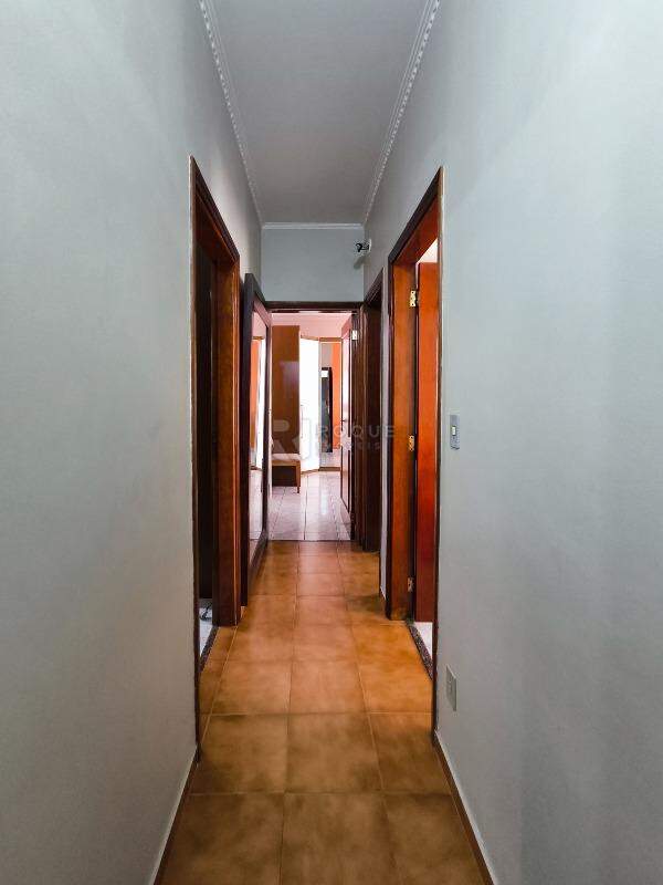 Casa Residencial à venda no bairro Jardim Esmeralda: CORREDOR INTERNO
