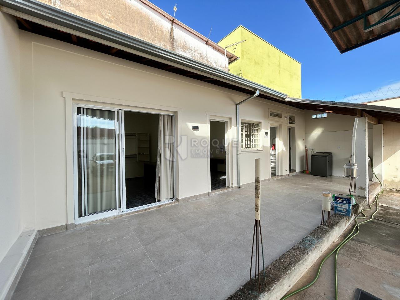 Casa Residencial para aluguel no bairro Jardim Anhanguera: Área externa