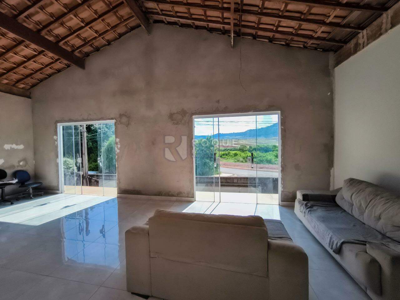 Casa Residencial à venda no bairro Geada: SALA DE ESTAR