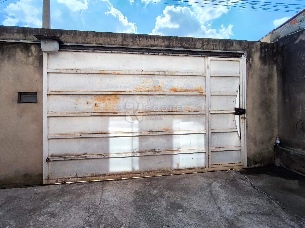 Casa Residencial à venda no bairro Geada: ENTRADA