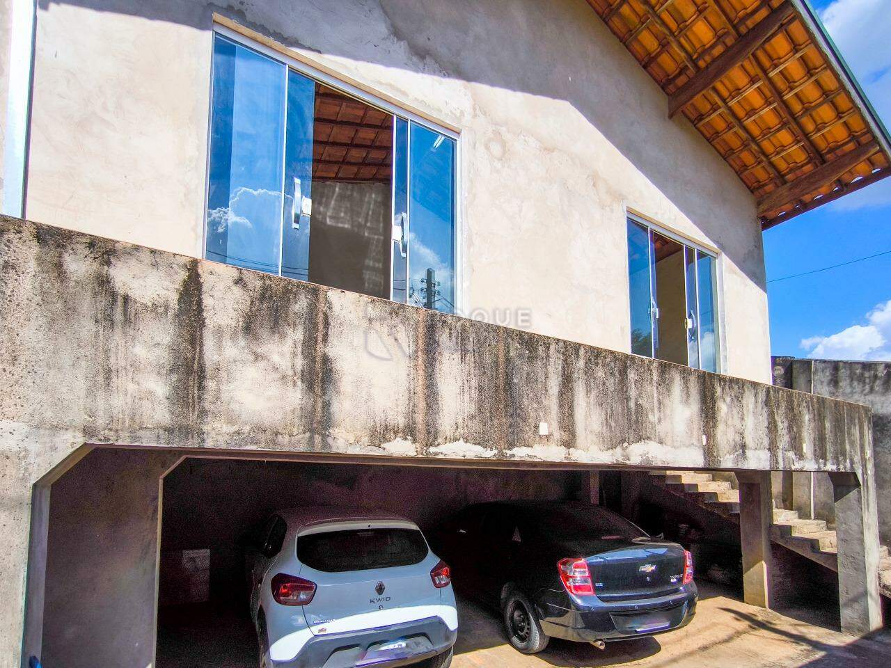 Casa Residencial à venda no bairro Geada: FRENTE
