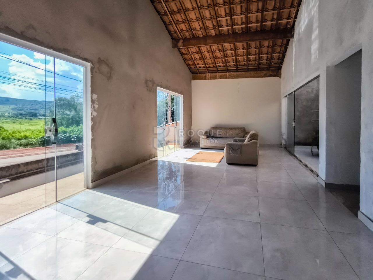 Casa Residencial à venda no bairro Geada: SALA DE ESTAR
