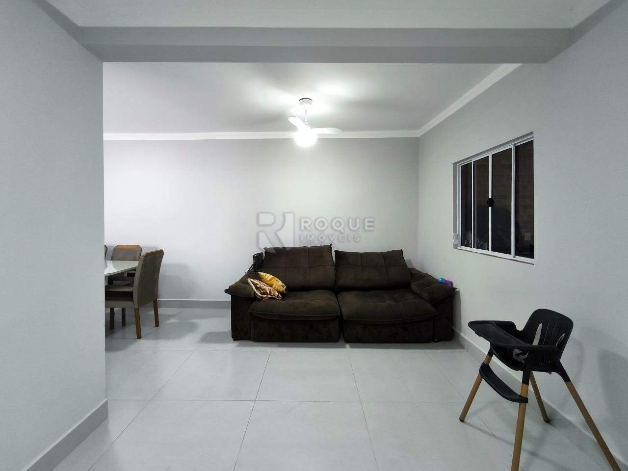 Casa Residencial à venda no bairro Residencial Alvorada: SALA DE ESTAR