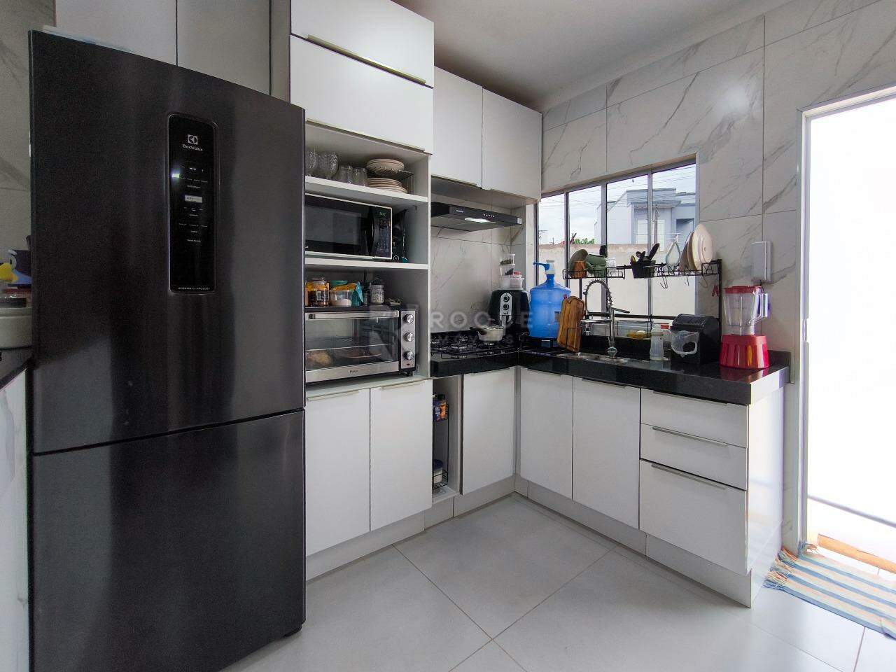 Casa Residencial à venda no bairro Residencial Alvorada: COZINHA