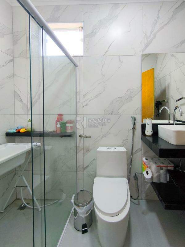 Casa Residencial à venda no bairro Residencial Alvorada: BANHEIRO SOCIAL