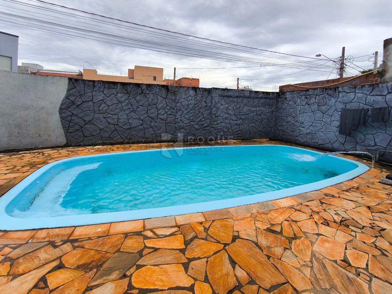 Casa Residencial à venda no bairro Residencial Alvorada: PISCINA
