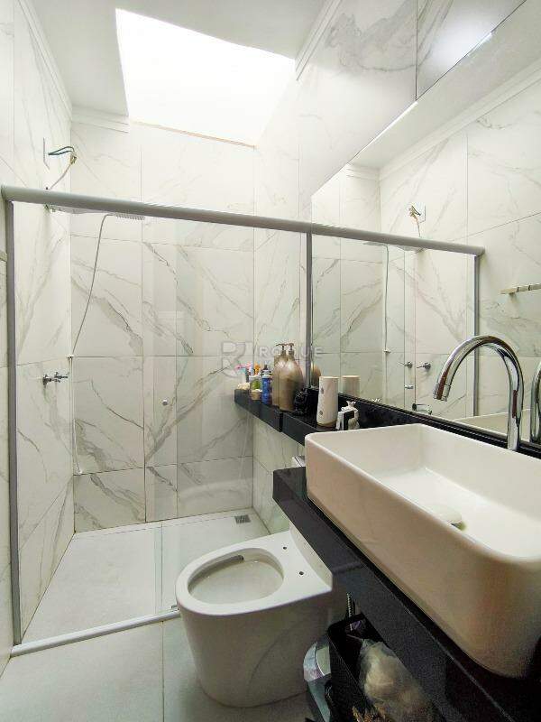 Casa Residencial à venda no bairro Residencial Alvorada: WC SUÍTE