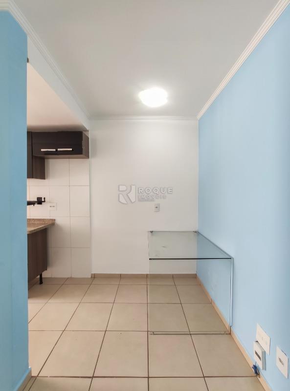 Apartamento à venda no bairro Chácaras Antonieta: Sala / cozinha 