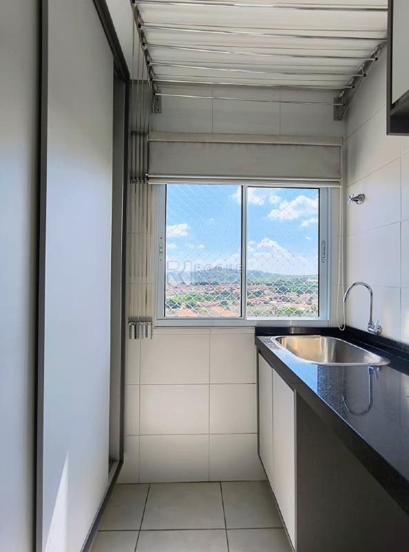 Apartamento para aluguel no bairro Chácaras Antonieta: Lavanderia