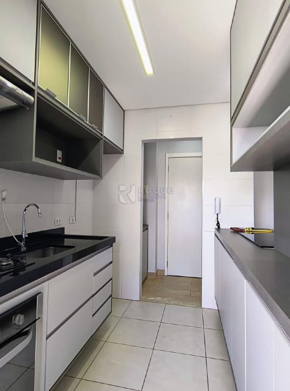 Apartamento para aluguel no bairro Chácaras Antonieta: Cozinha 