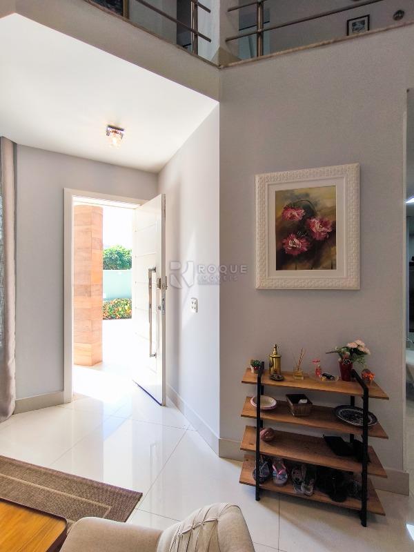 Casa em condomínio à venda no bairro Residencial Margarida de Holstein: HALL DE ENTRADA