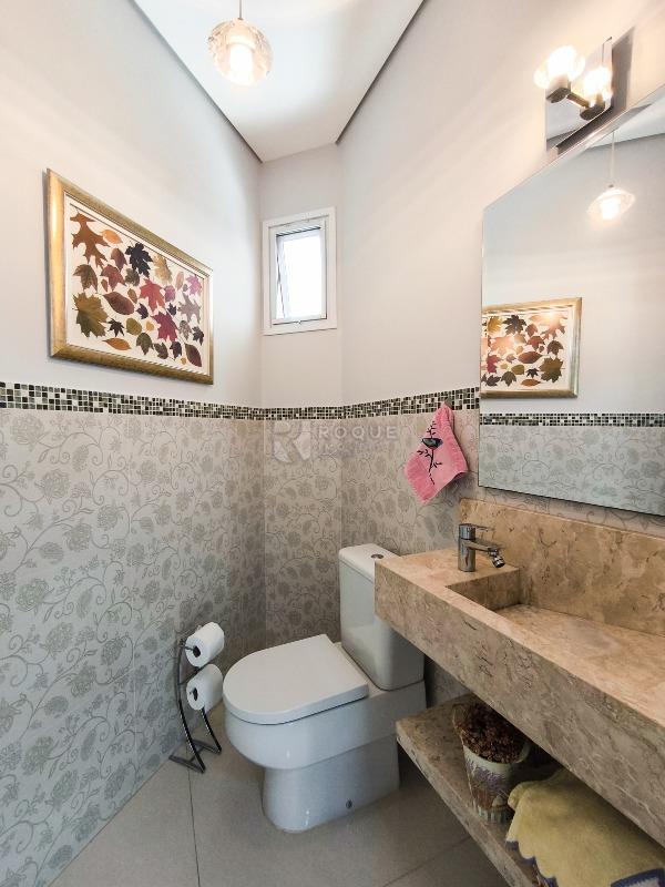 Casa em condomínio à venda no bairro Residencial Margarida de Holstein: LAVABO