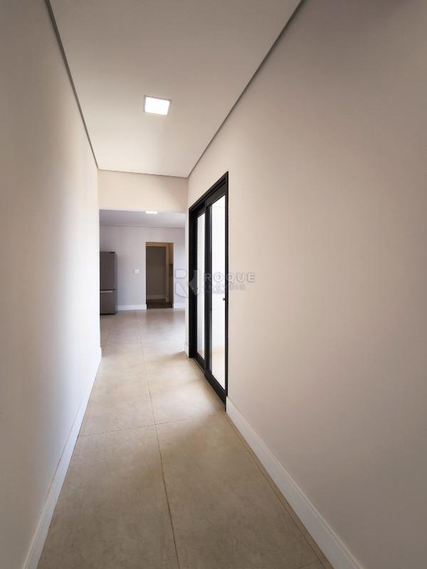 Casa em condomínio à venda no bairro Village Limeira: ÁREA DE CIRCULAÇÃO