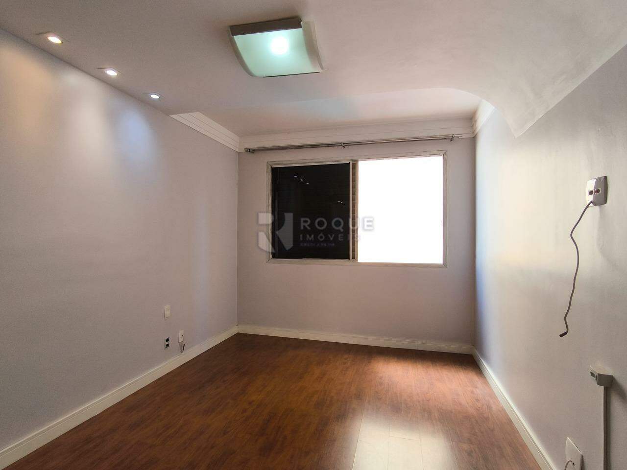 Apartamento para aluguel no bairro Centro: SUÍTE 1