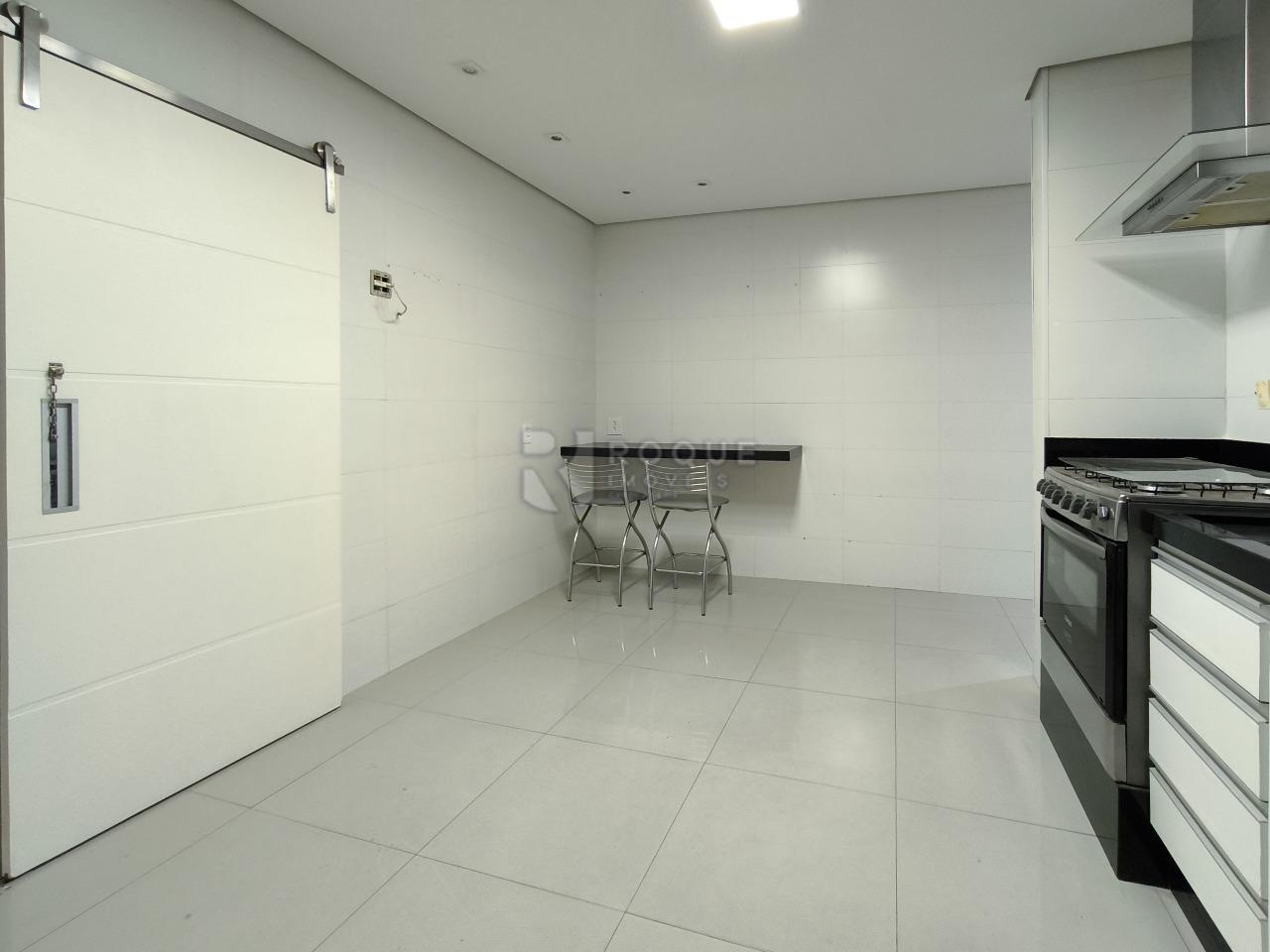 Apartamento para aluguel no bairro Centro: COZINHA