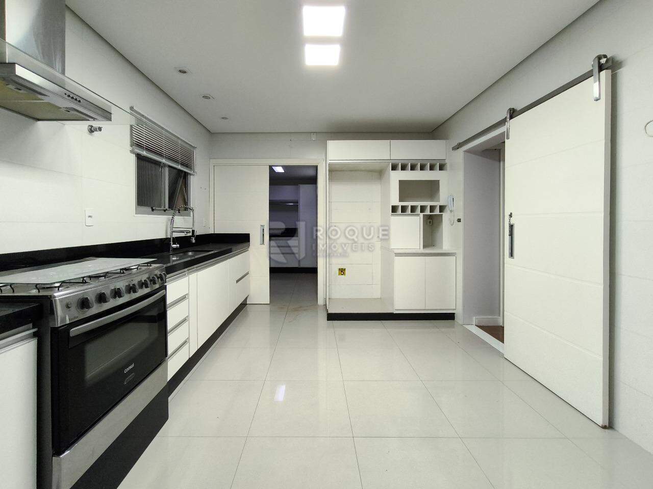 Apartamento para aluguel no bairro Centro: COZINHA