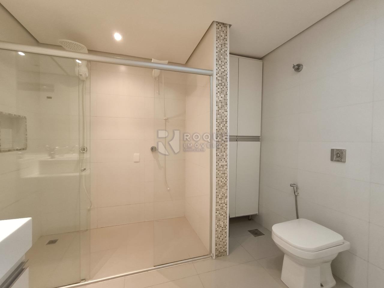 Apartamento para aluguel no bairro Centro: WC SUÍTE 1