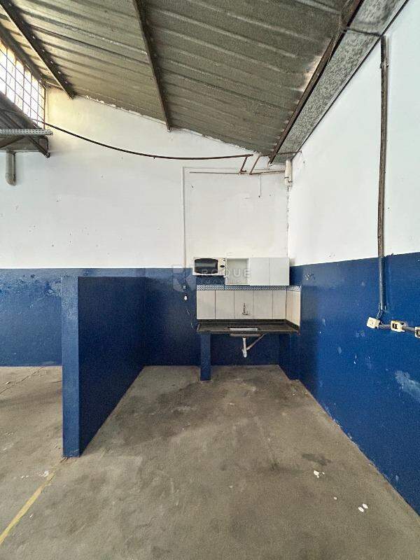 Barracão/Galpão para aluguel no bairro Jardim Nossa Senhora de Fátima: Copa / Salão