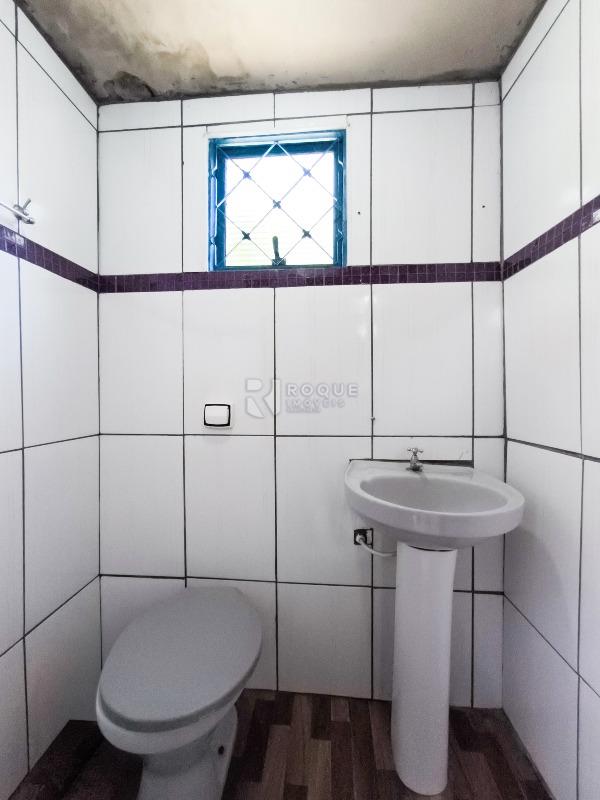 Chácara à venda no bairro Lagoa Nova: BANHEIRO EXTERNO