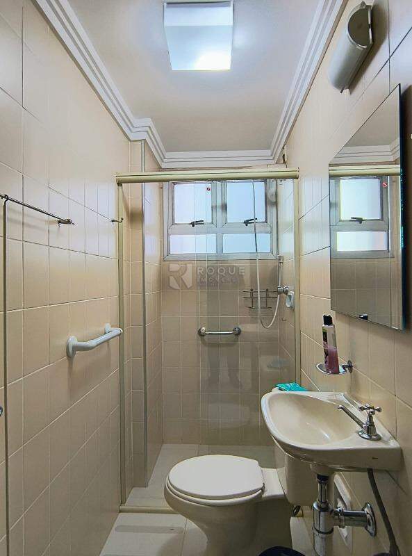 Apartamento à venda no bairro Centro: Wc serviço