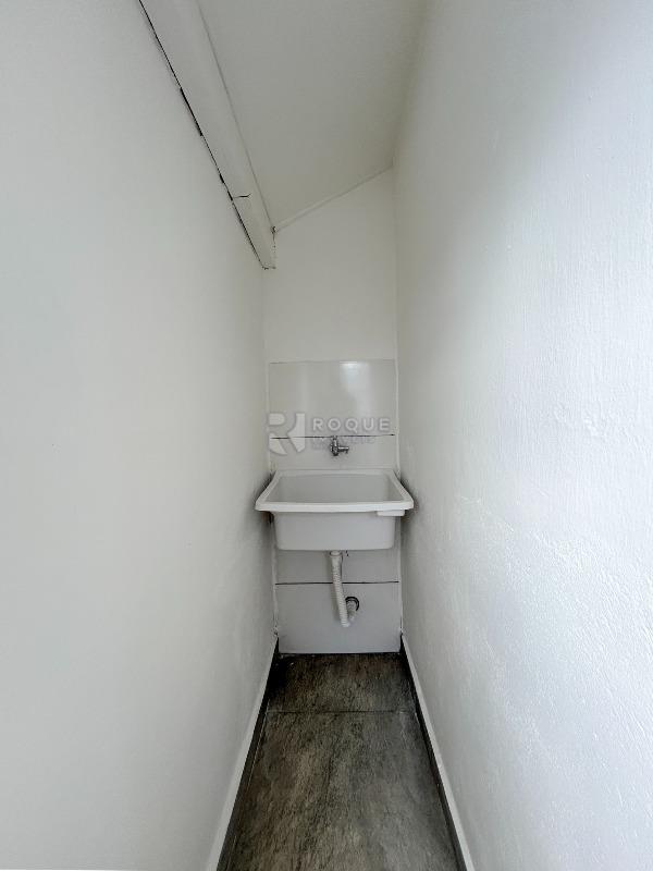 Casa Residencial para aluguel no bairro Vila Claudia: Área de serviço 